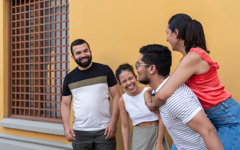 clinica-dental-miraflores-perú-movimiento-sonrisas