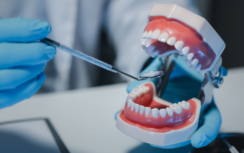 clinica-dental-miraflores-periodoncia-gingivitis-encias