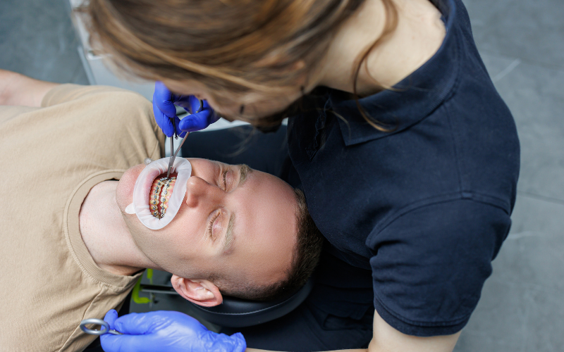 clinica-dental-miraflores-ortodoncia-sin-dolor